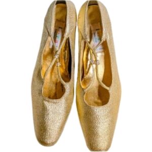 Vintage Elegant Gold Floral Collection Women's Shoes